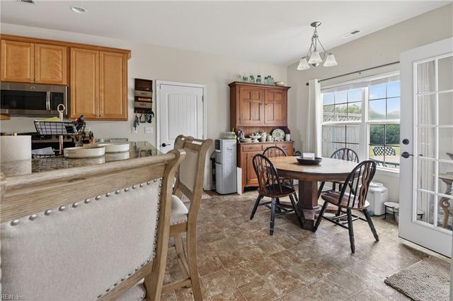 102 E Point Estates RD, Knotts Island, NC 27950