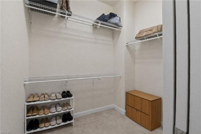 102 E Point Estates RD, Knotts Island, NC 27950