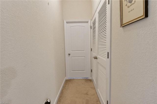 102 E Point Estates RD, Knotts Island, NC 27950