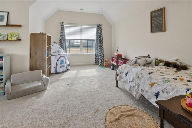 102 E Point Estates RD, Knotts Island, NC 27950