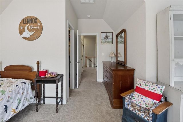 102 E Point Estates RD, Knotts Island, NC 27950