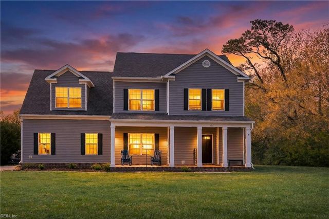 102 E Point Estates RD, Knotts Island, NC 27950