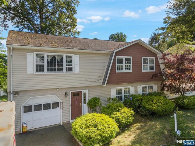 189 Woodland Avenue, Westwood, NJ 07675
