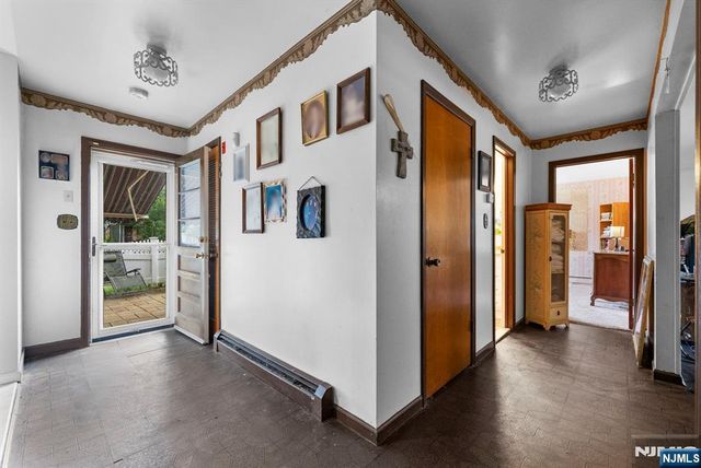 189 Woodland Avenue, Westwood, NJ 07675