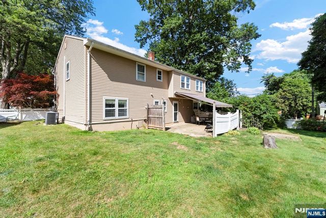 189 Woodland Avenue, Westwood, NJ 07675
