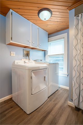 911 W 16th Street, Davenport, IA 52804