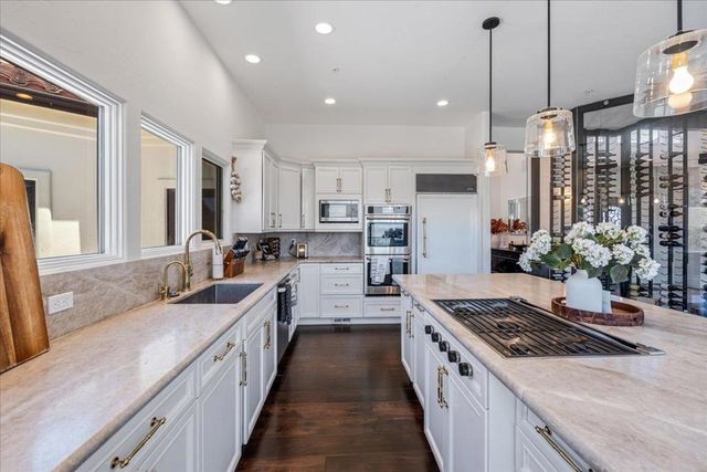 24542 Rimrock Canyon Road, Salinas, CA 93908