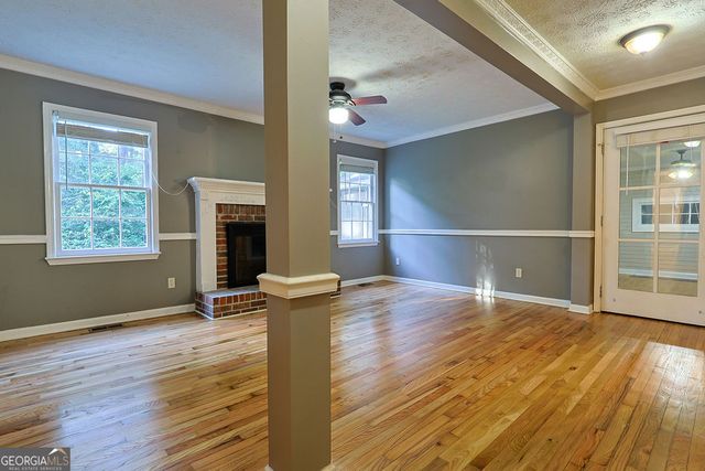 125 Picketts Lake Drive, Acworth, GA 30101