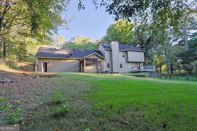 125 Picketts Lake Drive, Acworth, GA 30101