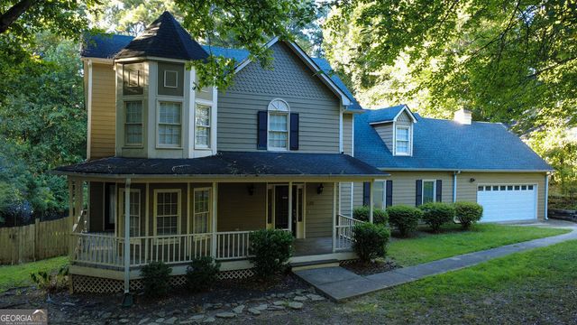 125 Picketts Lake Drive, Acworth, GA 30101