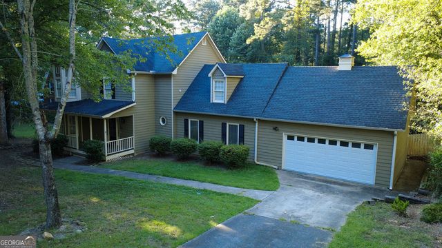 125 Picketts Lake Drive, Acworth, GA 30101