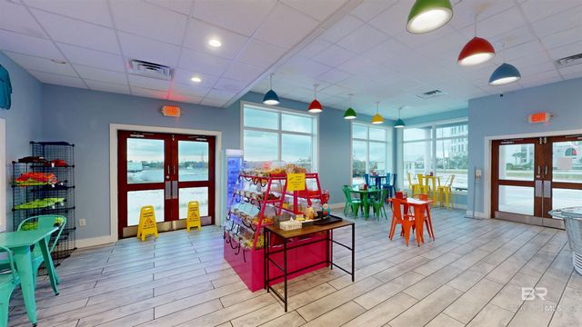 8 Market Street, Orange Beach, AL 36561