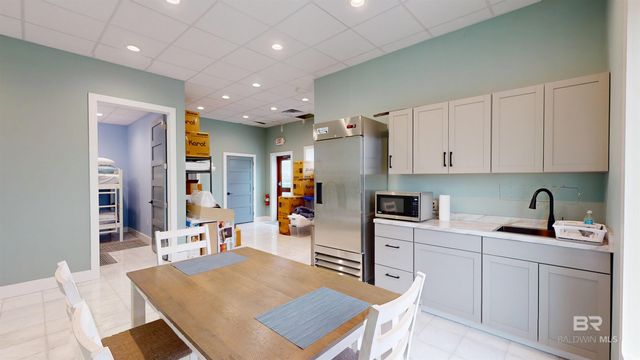 8 Market Street, Orange Beach, AL 36561