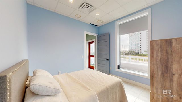 8 Market Street, Orange Beach, AL 36561