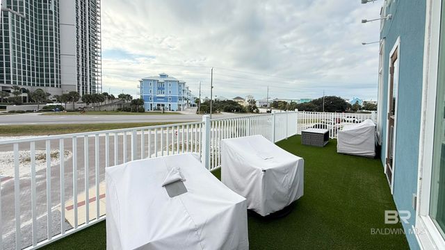 8 Market Street, Orange Beach, AL 36561