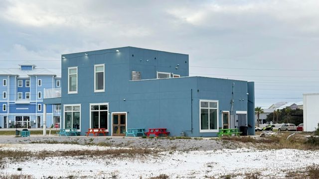 8 Market Street, Orange Beach, AL 36561