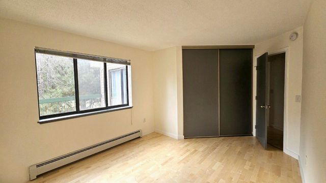 7622 York Avenue S 1205, Edina, MN 55435