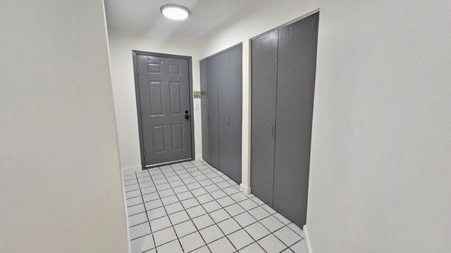 7622 York Avenue S 1205, Edina, MN 55435