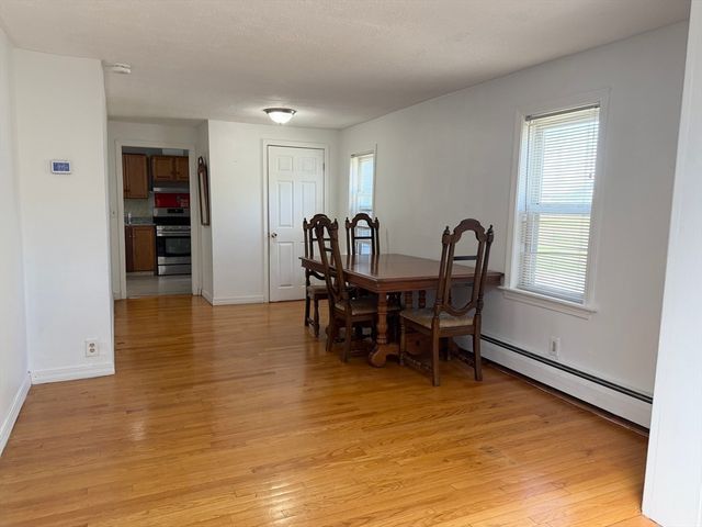 576 Sea St, Quincy, MA 02169