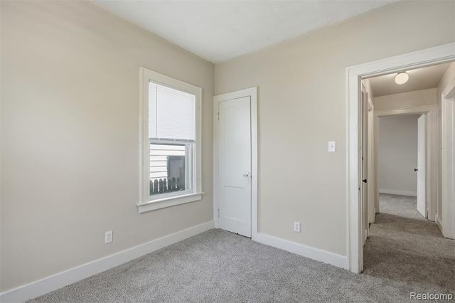 14601 San Juan Drive, Detroit, MI 48238