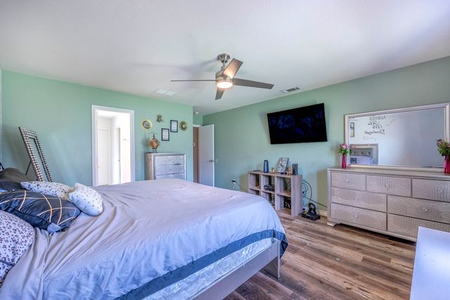 512 Tunnel Street, Cedar Hill, TX 75104