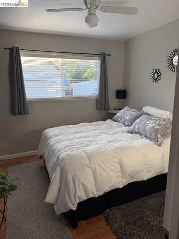 631 Sherree CT, Martinez, CA 94553