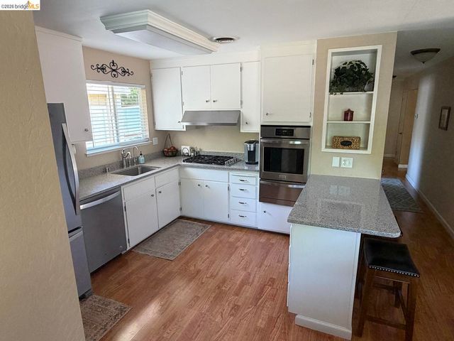 631 Sherree CT, Martinez, CA 94553