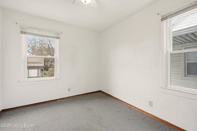 1600 Thornberry Ave, Louisville, KY 40215