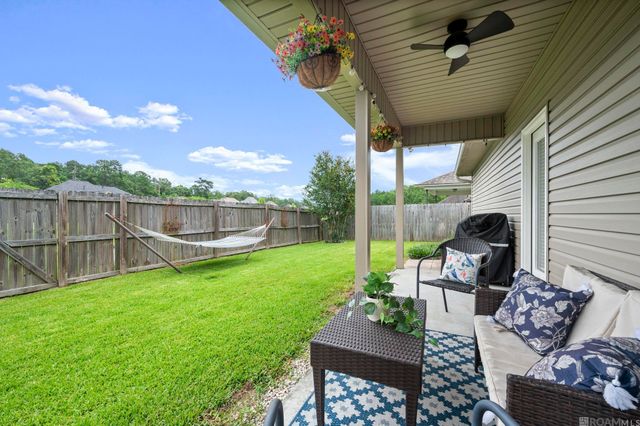 11435 Rossow Ct, Denham Springs, LA 70726