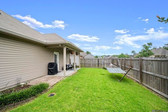 11435 Rossow Ct, Denham Springs, LA 70726