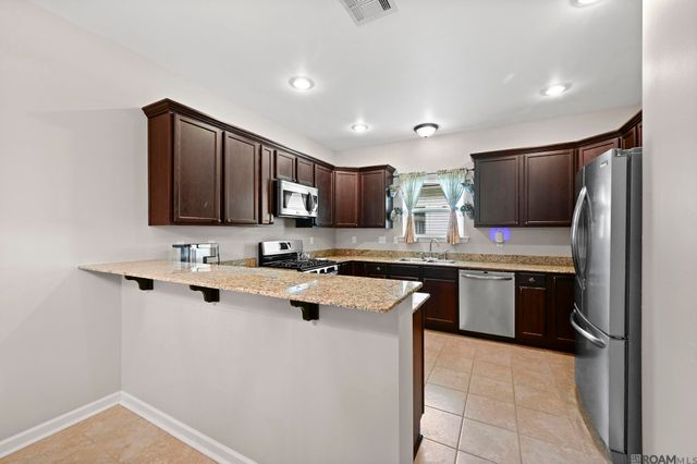 11435 Rossow Ct, Denham Springs, LA 70726