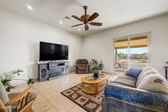22605 W BAKER Drive, Wittmann, AZ 85361