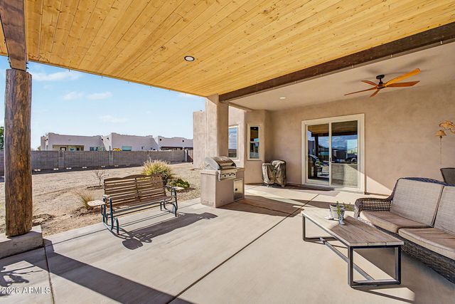 22605 W BAKER Drive, Wittmann, AZ 85361