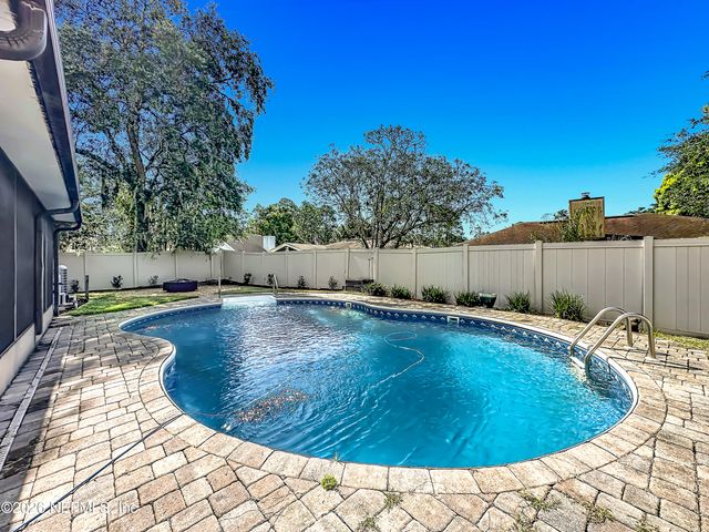 3342 SARAH SPAULDING Drive, Jacksonville, FL 32223