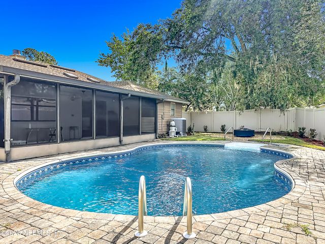 3342 SARAH SPAULDING Drive, Jacksonville, FL 32223