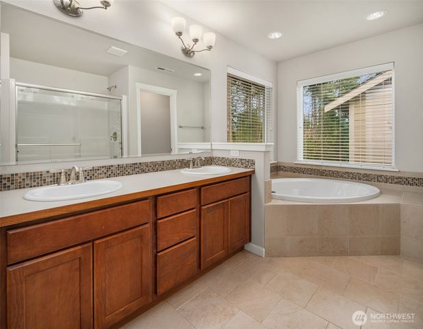 4258 Dudley Drive NE, Lacey, WA 98516