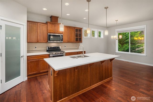 4258 Dudley Drive NE, Lacey, WA 98516