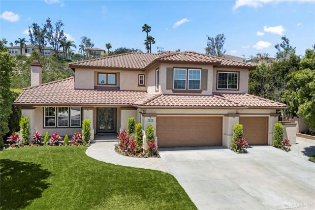 1049 S Summer Breeze, Anaheim Hills, CA 92808
