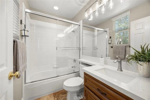 1049 S Summer Breeze, Anaheim Hills, CA 92808