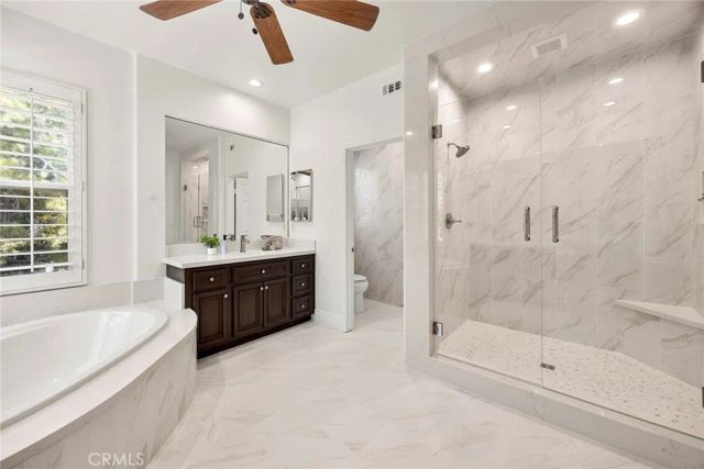 1049 S Summer Breeze, Anaheim Hills, CA 92808