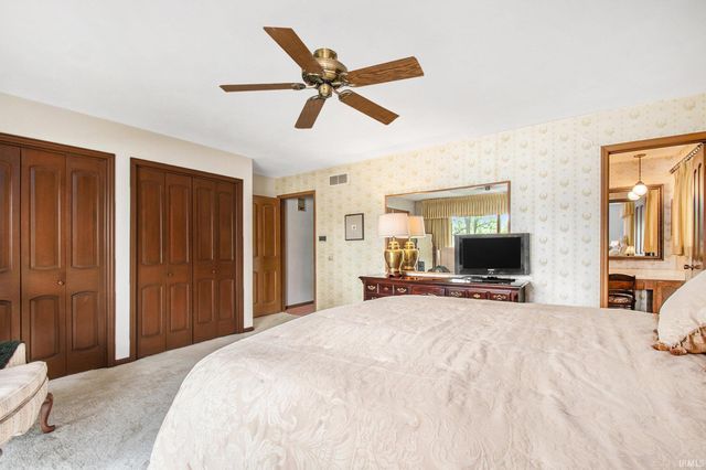 11472 Jefferson Boulevard, Osceola, IN 46561