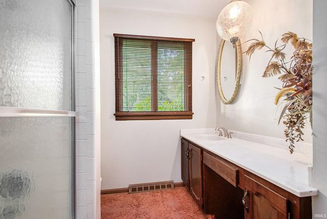 11472 Jefferson Boulevard, Osceola, IN 46561