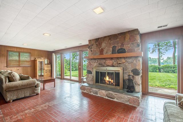 11472 Jefferson Boulevard, Osceola, IN 46561