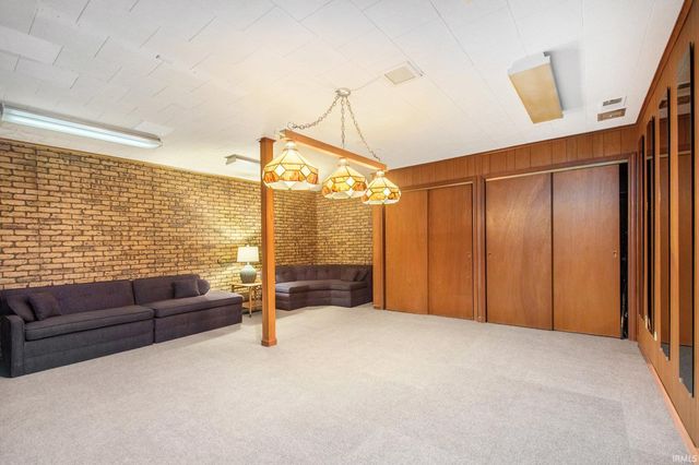 11472 Jefferson Boulevard, Osceola, IN 46561