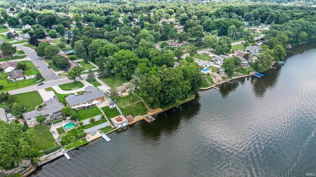 11472 Jefferson Boulevard, Osceola, IN 46561