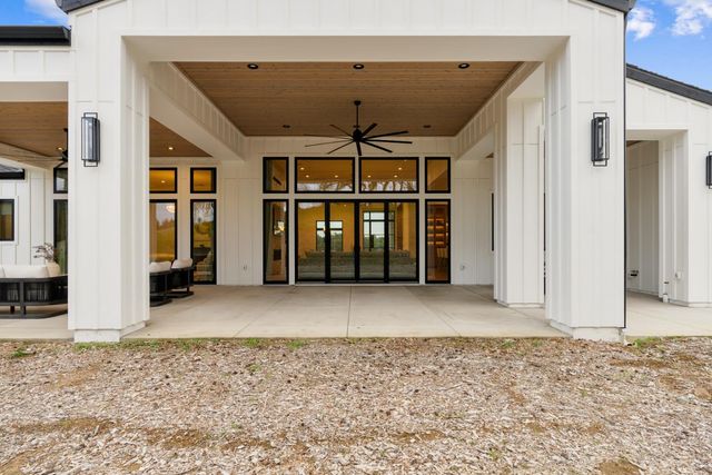 5035 Broken Bow Ln, Rescue, CA 95672