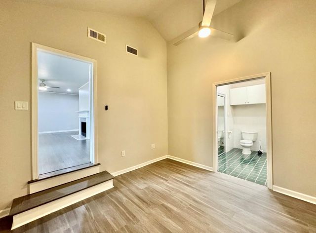 515 Bondstone Drive, Dallas, TX 75218
