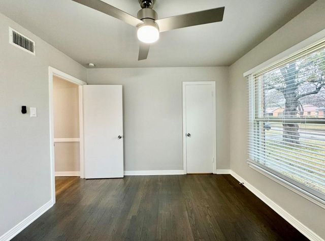 515 Bondstone Drive, Dallas, TX 75218