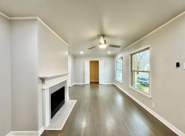 515 Bondstone Drive, Dallas, TX 75218