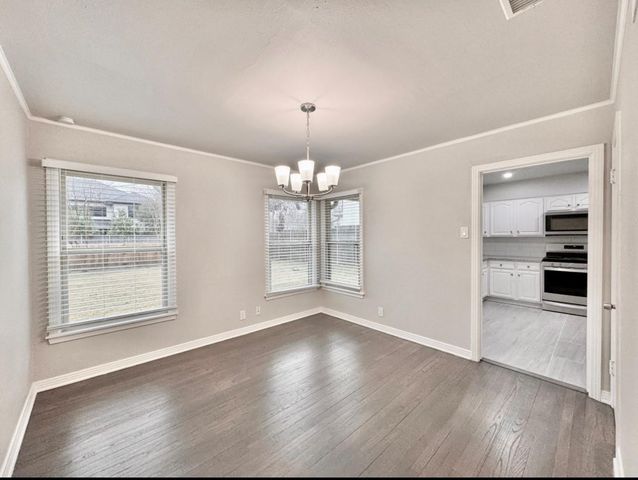 515 Bondstone Drive, Dallas, TX 75218